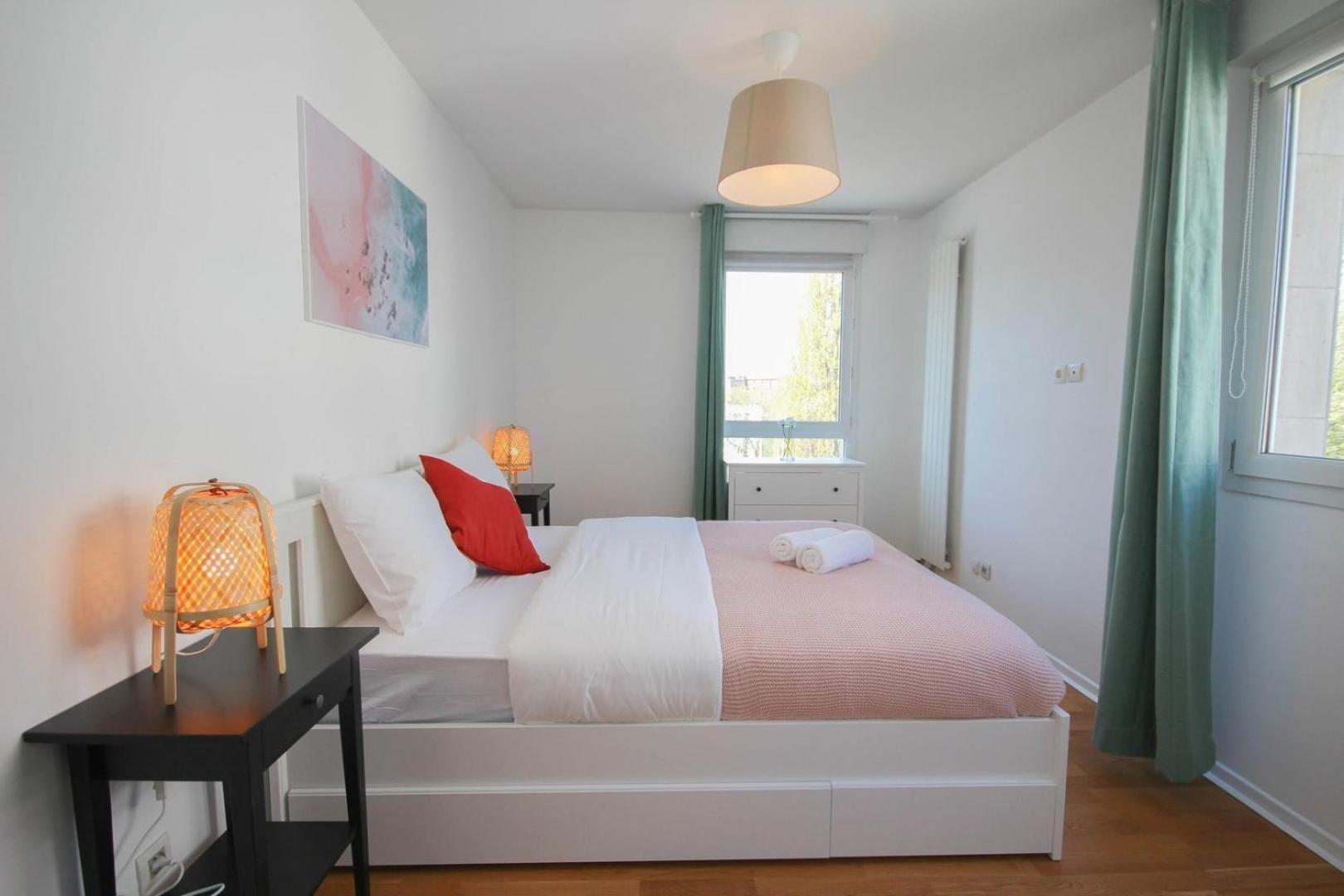 Apartment In Residence With Balcony And Parking Лилль Экстерьер фото